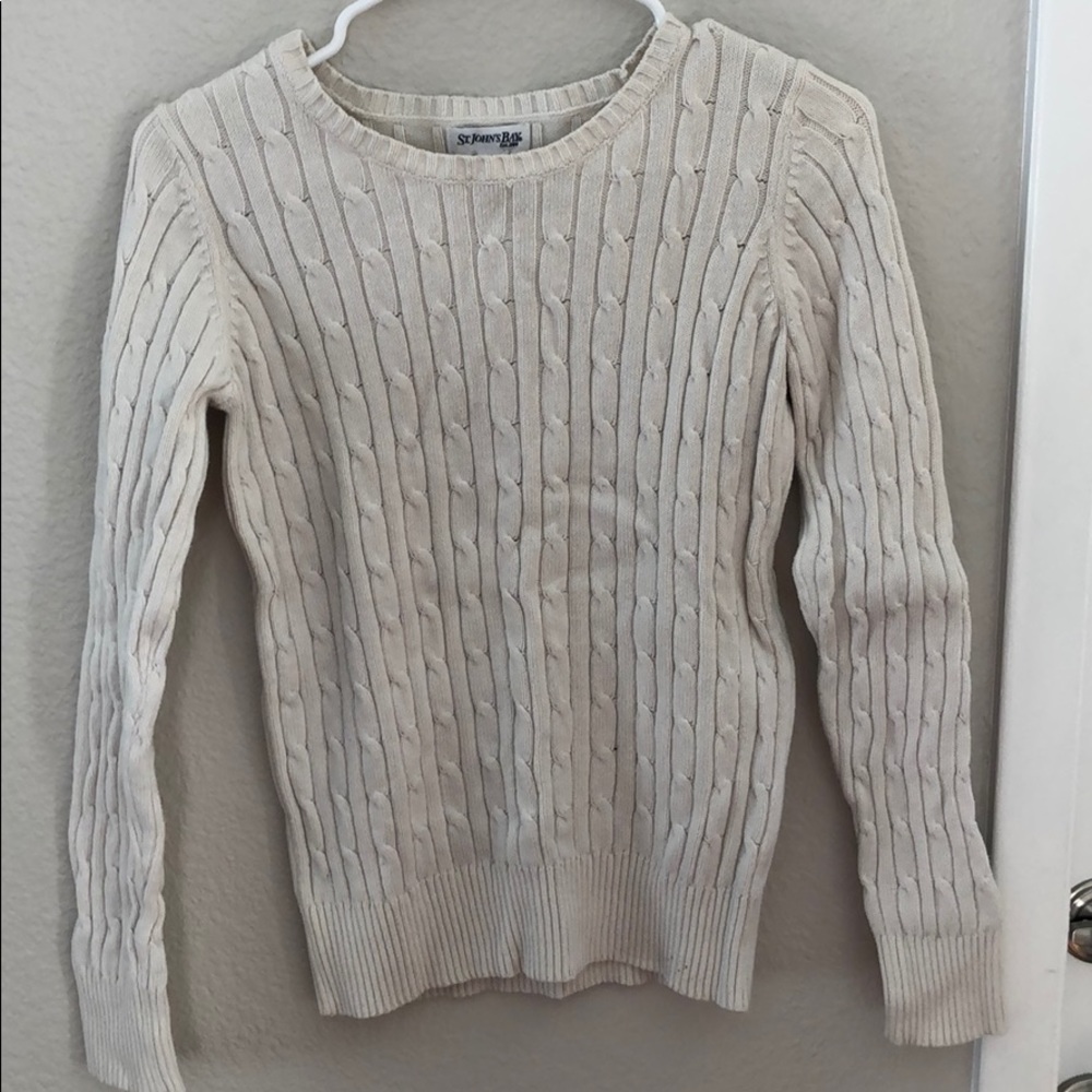 Small White/ Cream Pattern Sweater